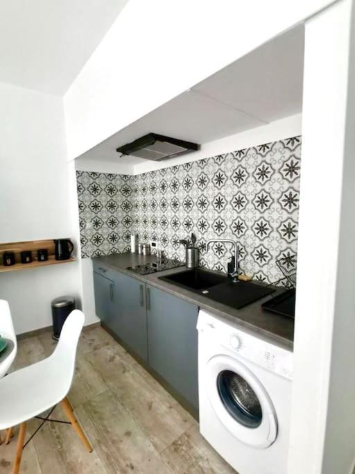 Apartamento Esprit Cosy Au Centre Historique Tolón Exterior foto