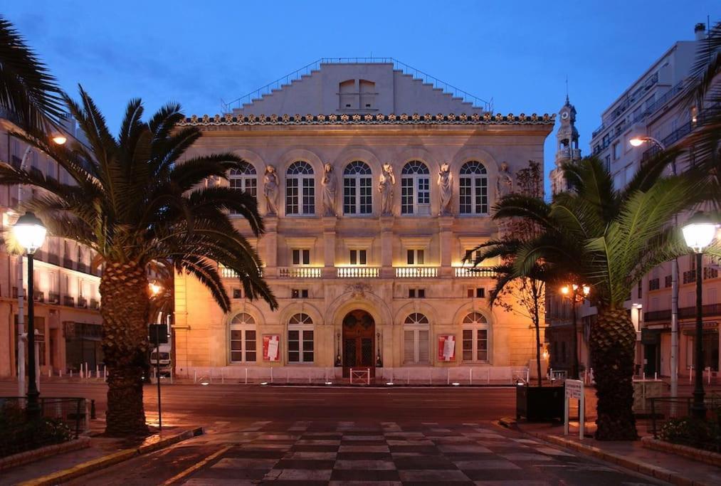 Apartamento Esprit Cosy Au Centre Historique Tolón Exterior foto